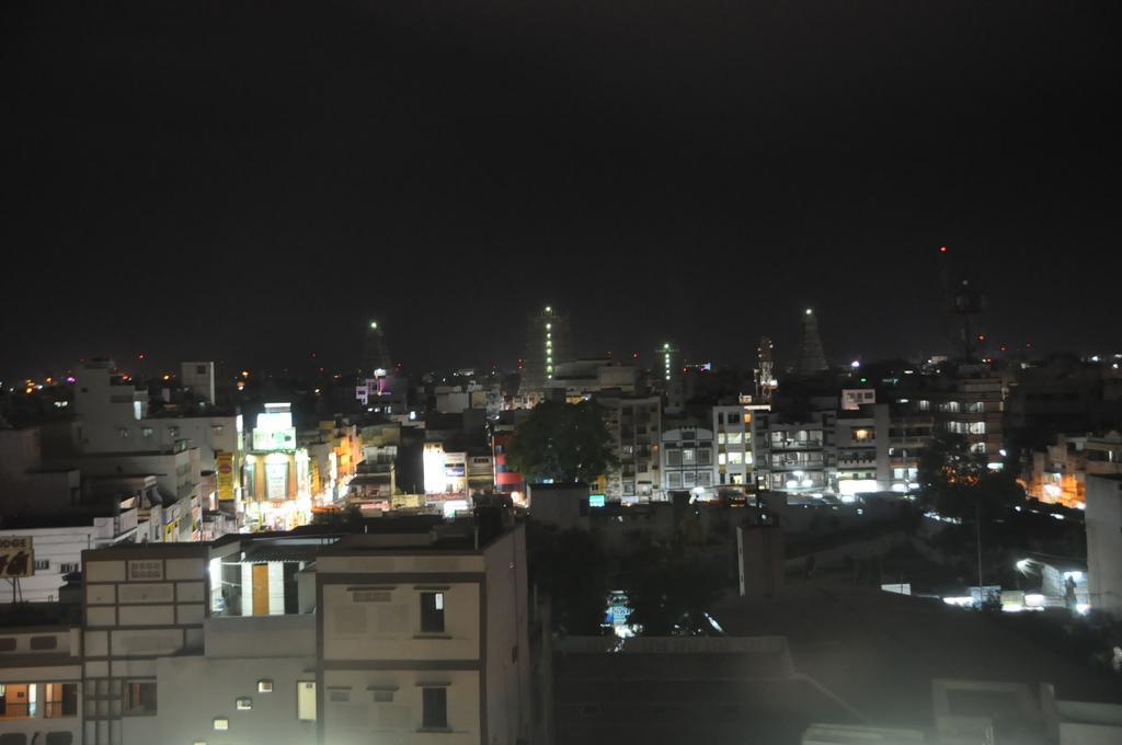 Hotel Pearls Madurai Ngoại thất bức ảnh