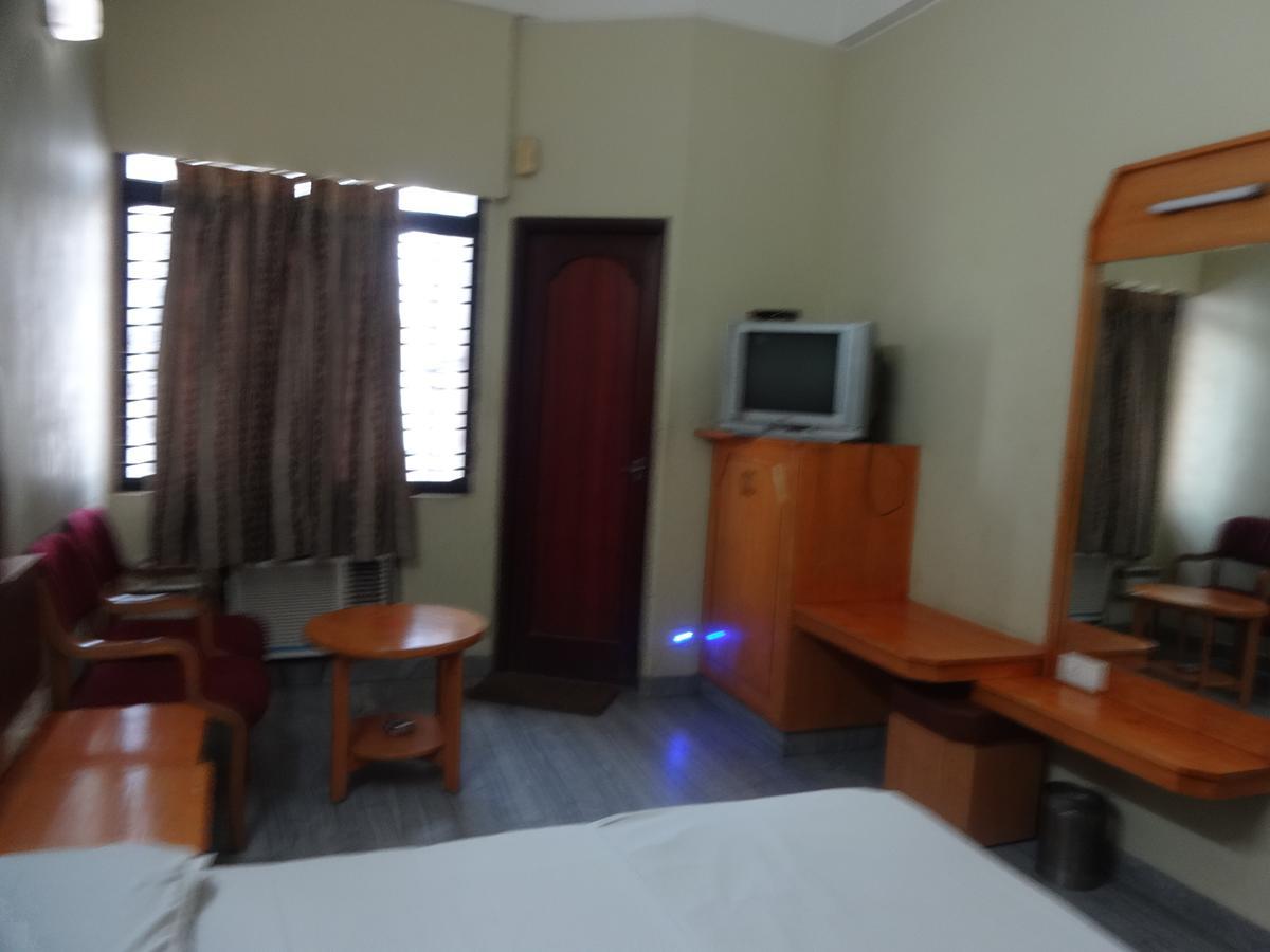 Hotel Pearls Madurai Ngoại thất bức ảnh