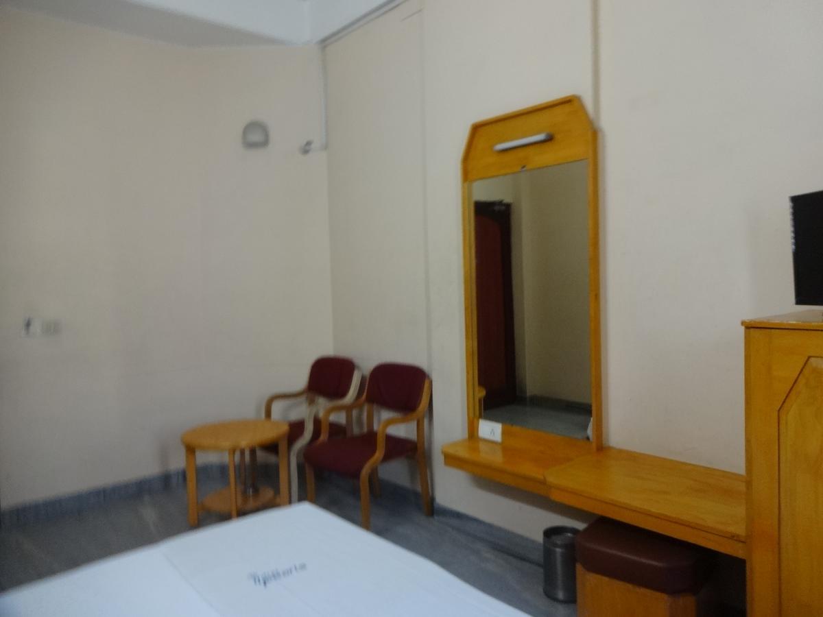 Hotel Pearls Madurai Ngoại thất bức ảnh